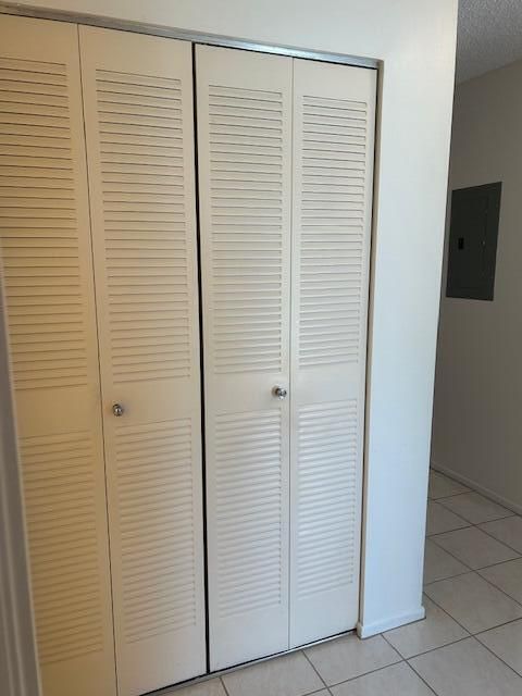 Activo con contrato: $165,000 (2 camas, 2 baños, 1000 Pies cuadrados)