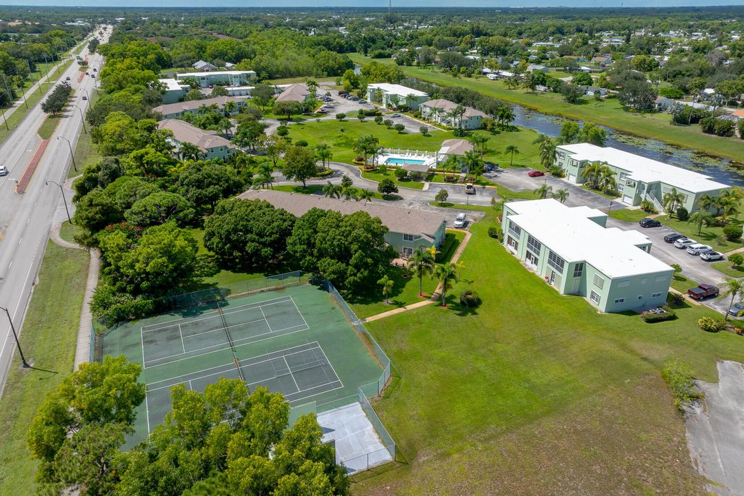 For Sale: $225,000 (2 beds, 2 baths, 1550 Square Feet)