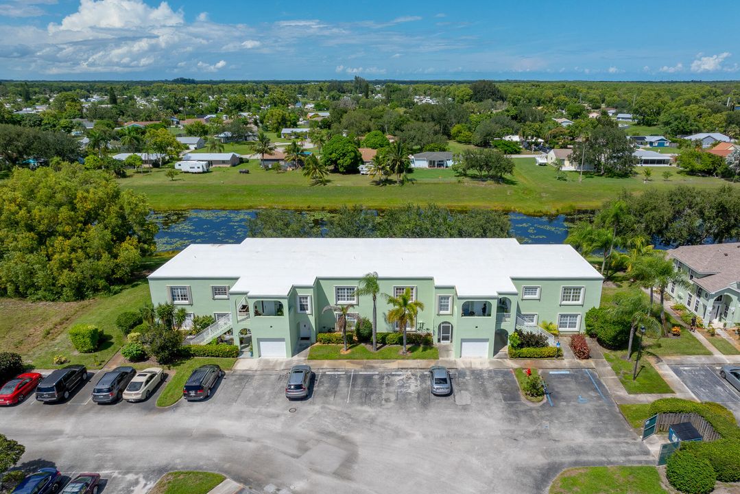 For Sale: $225,000 (2 beds, 2 baths, 1550 Square Feet)