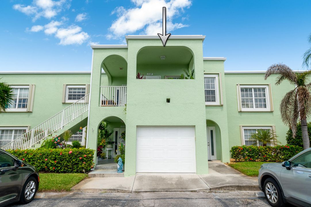 For Sale: $225,000 (2 beds, 2 baths, 1550 Square Feet)