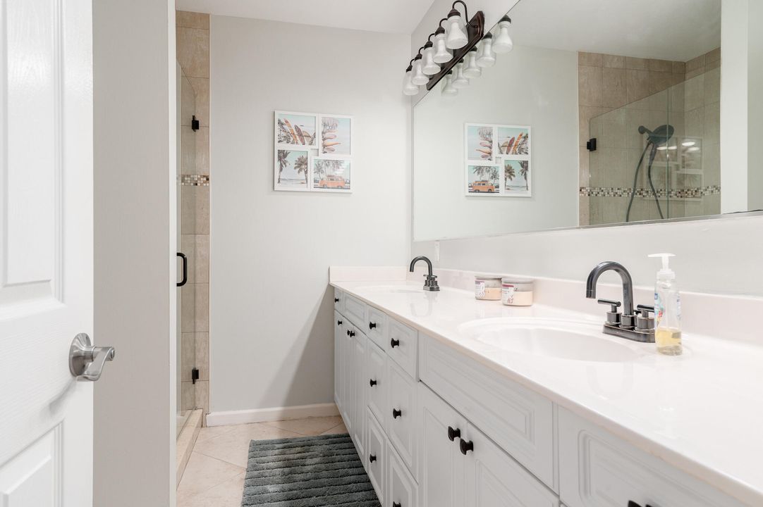 For Sale: $225,000 (2 beds, 2 baths, 1550 Square Feet)