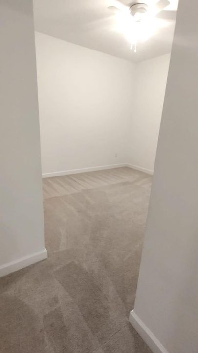 Active With Contract: $4,000 (4 beds, 2 baths, 2300 Square Feet)