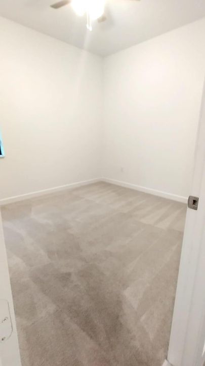 Active With Contract: $4,000 (4 beds, 2 baths, 2300 Square Feet)