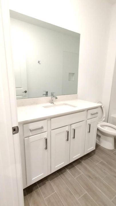 Active With Contract: $4,000 (4 beds, 2 baths, 2300 Square Feet)