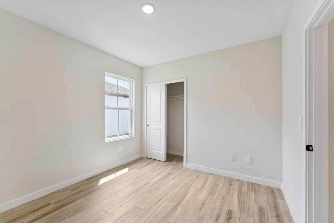 Active With Contract: $339,995 (4 beds, 2 baths, 1609 Square Feet)