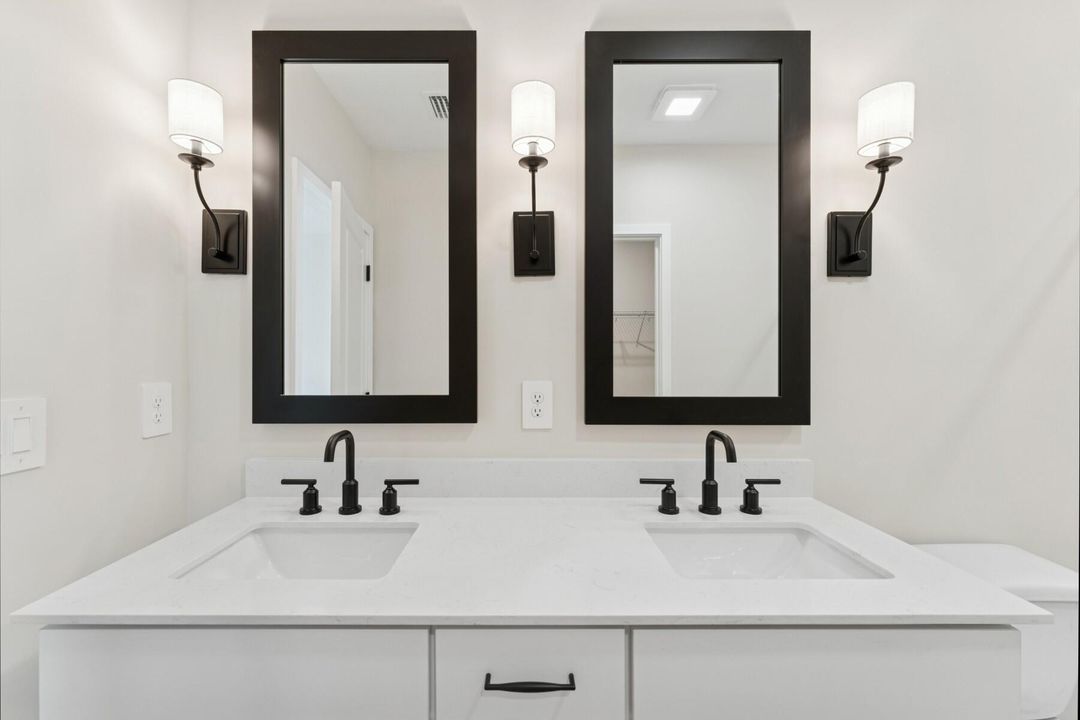 Active With Contract: $339,995 (4 beds, 2 baths, 1609 Square Feet)