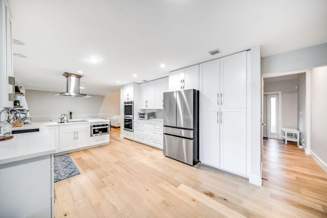 For Rent: $9,275 (4 beds, 3 baths, 2984 Square Feet)