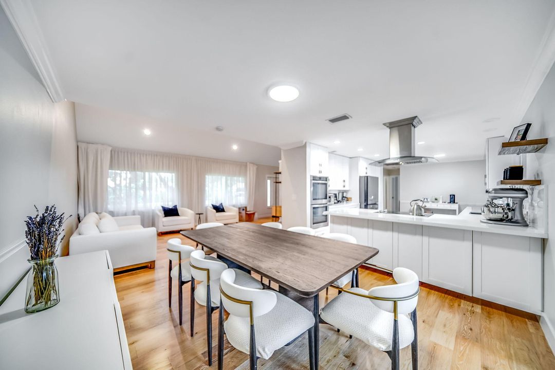 For Rent: $9,275 (4 beds, 3 baths, 2984 Square Feet)