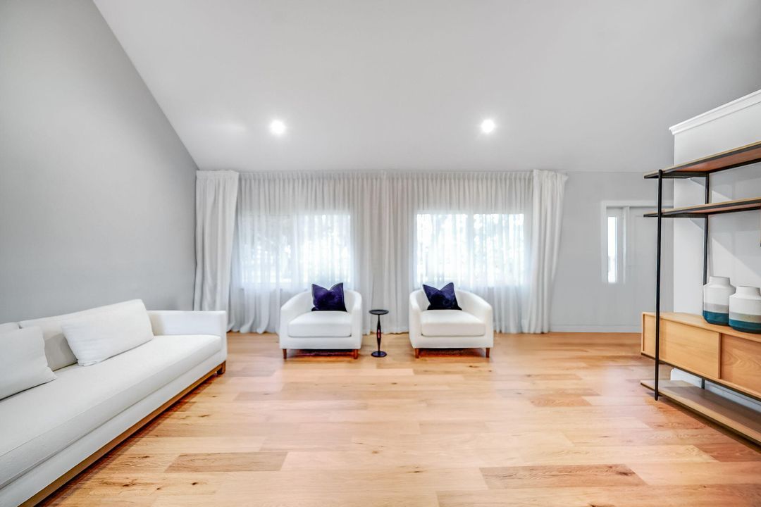 For Rent: $9,275 (4 beds, 3 baths, 2984 Square Feet)