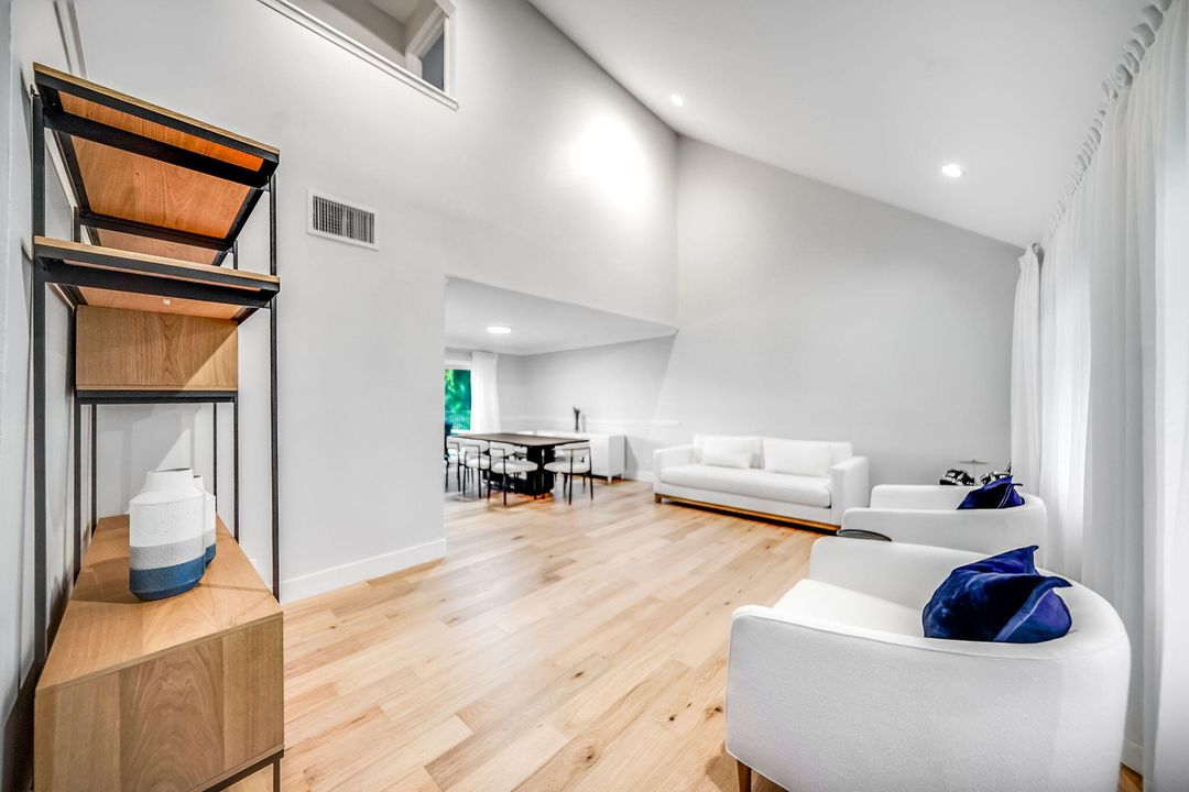 For Rent: $9,275 (4 beds, 3 baths, 2984 Square Feet)