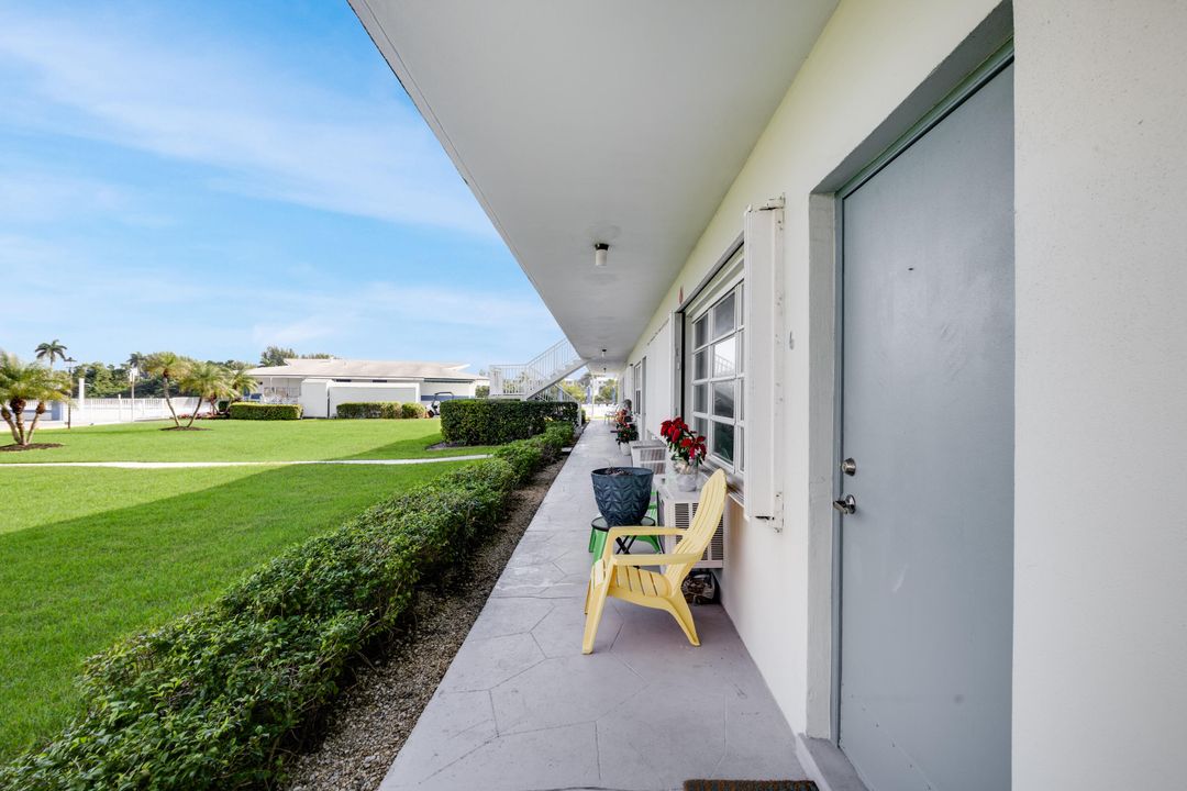 待售: $135,000 (1 贝兹, 1 浴室, 570 平方英尺)