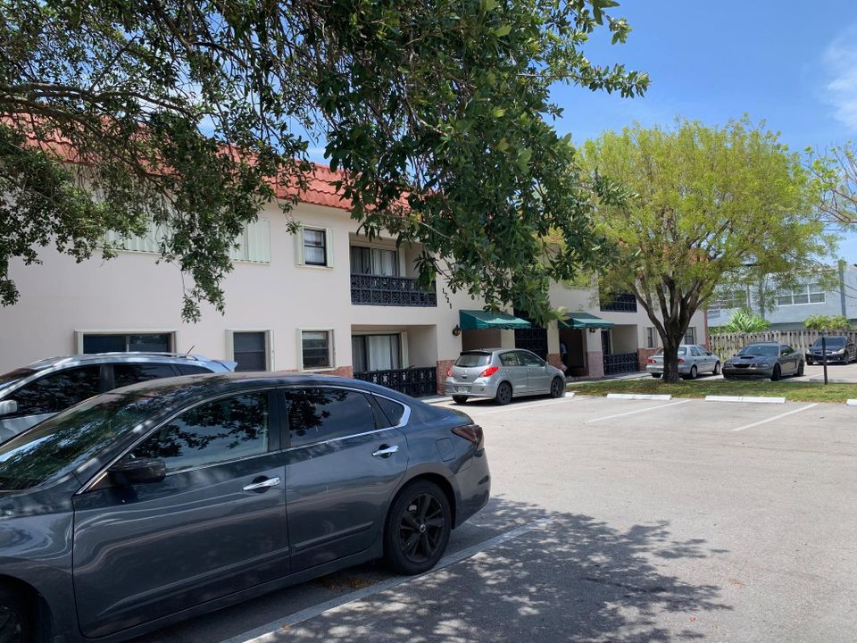 For Rent: $1,675 (0 beds, 1 baths, 600 Square Feet)