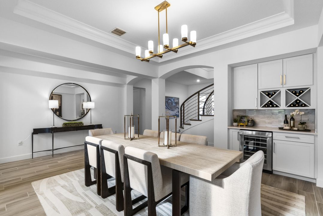 На продажу: $5,699,000 (6 спален, 6 ванн, 5762 Квадратных фут)