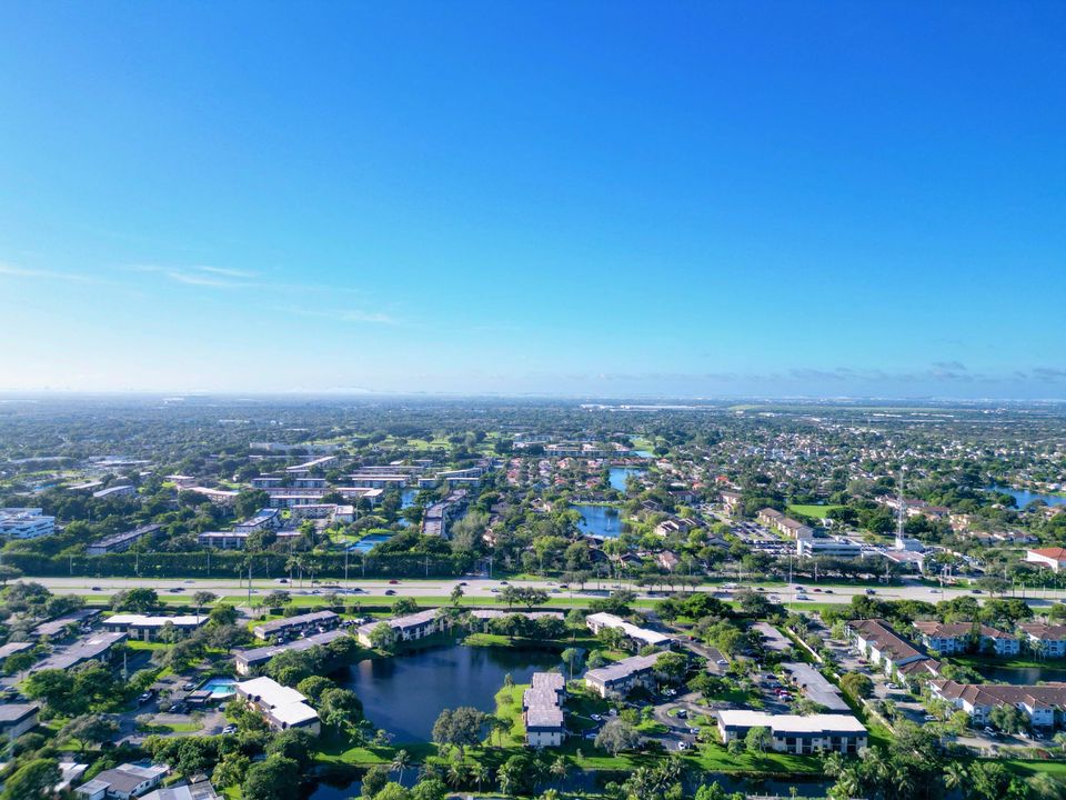 Activo con contrato: $259,900 (2 camas, 2 baños, 790 Pies cuadrados)