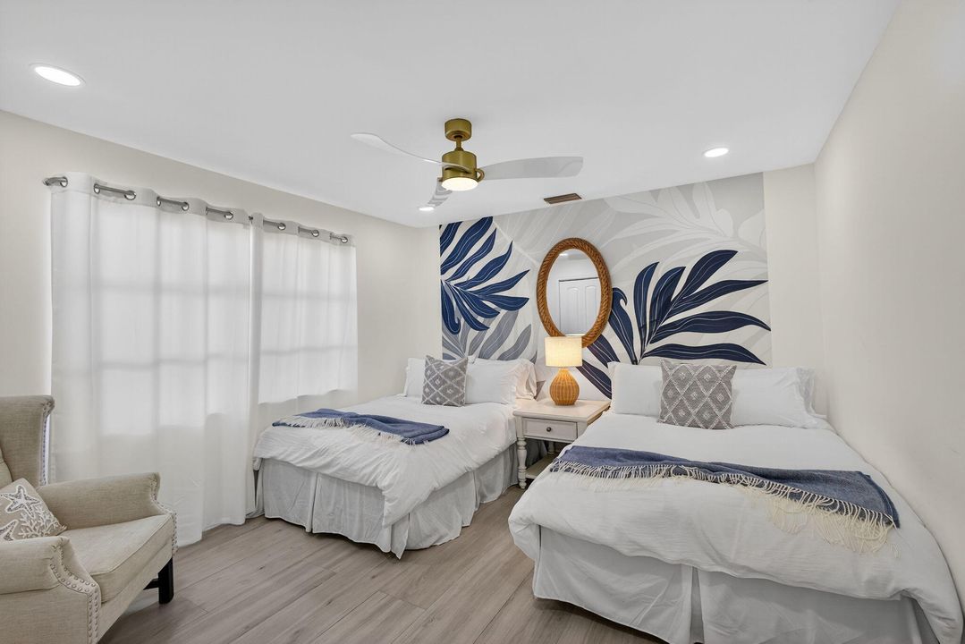 合同活跃: $925,000 (2 贝兹, 2 浴室, 1563 平方英尺)