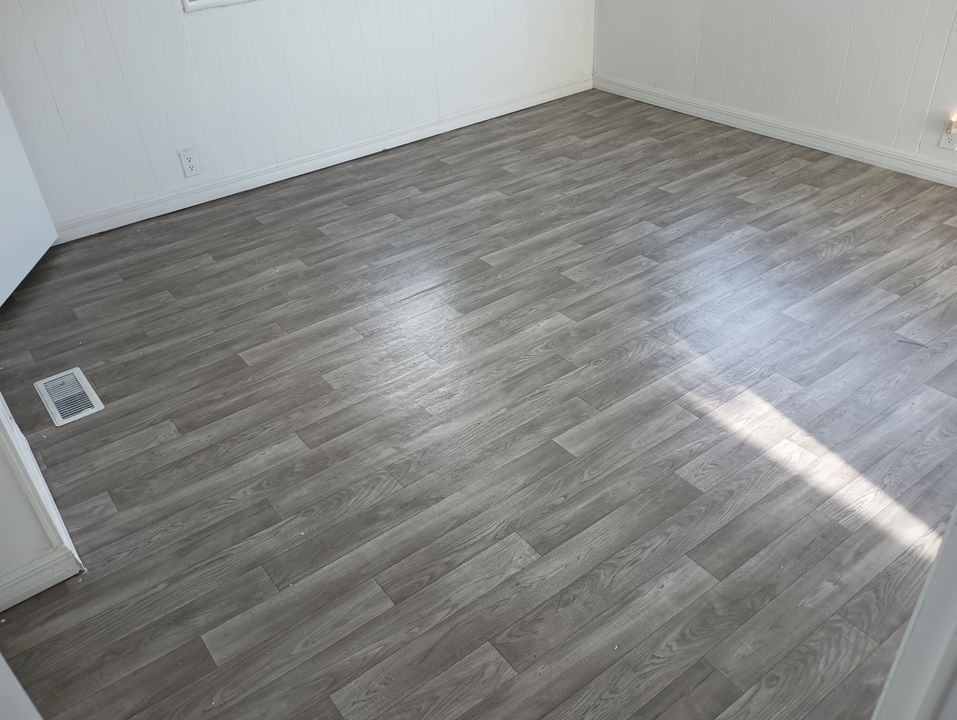 待售: $16,000 (2 贝兹, 2 浴室, 1000 平方英尺)