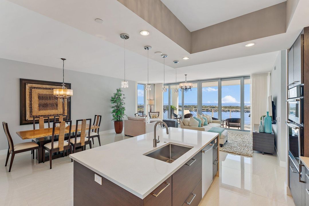 待售: $2,745,000 (3 贝兹, 4 浴室, 2445 平方英尺)