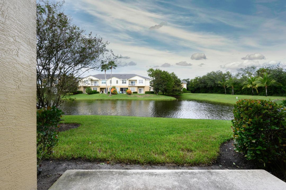 На продажу: $264,000 (3 спален, 2 ванн, 1212 Квадратных фут)