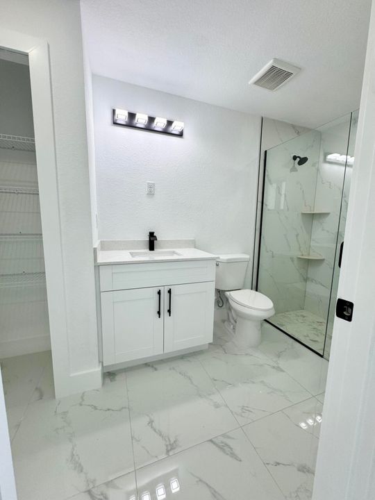 For Rent: $2,000 (3 beds, 2 baths, 2388 Square Feet)