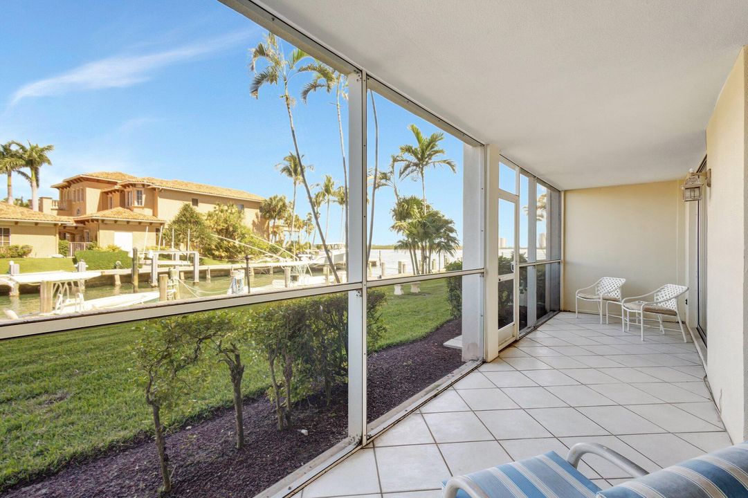 En Venta: $295,000 (1 camas, 1 baños, 720 Pies cuadrados)