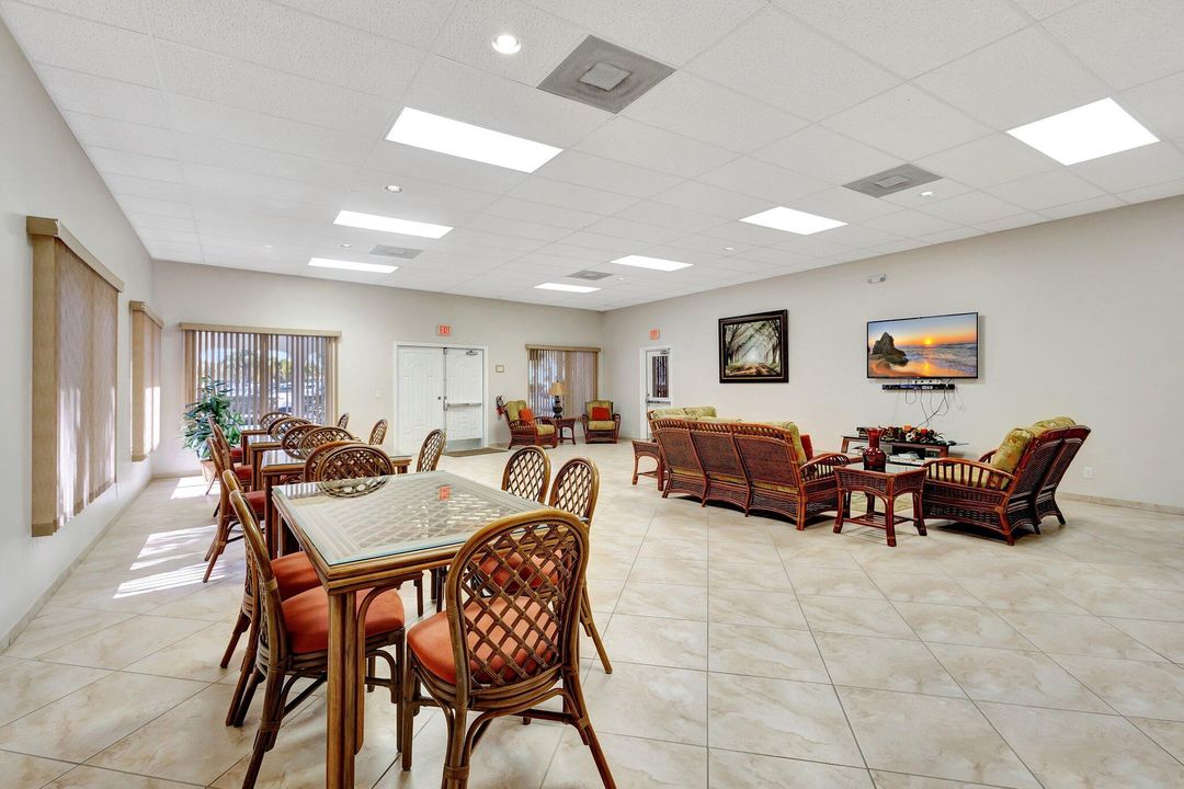 En Venta: $295,000 (1 camas, 1 baños, 720 Pies cuadrados)