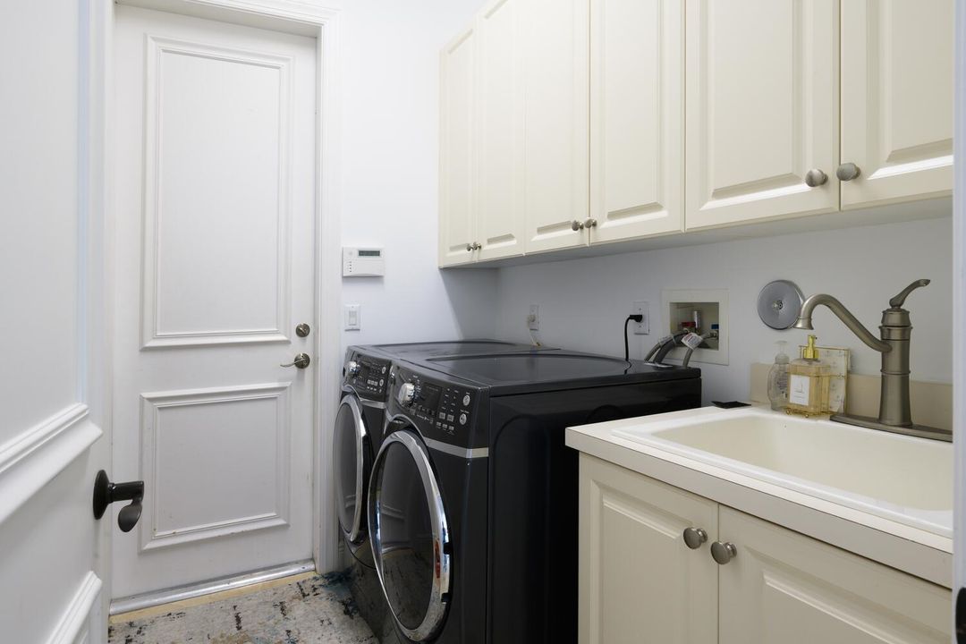 For Sale: $3,500,000 (4 beds, 5 baths, 4465 Square Feet)