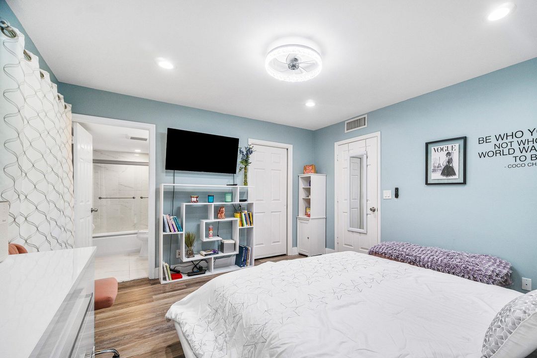 Activo con contrato: $835,000 (3 camas, 3 baños, 2368 Pies cuadrados)