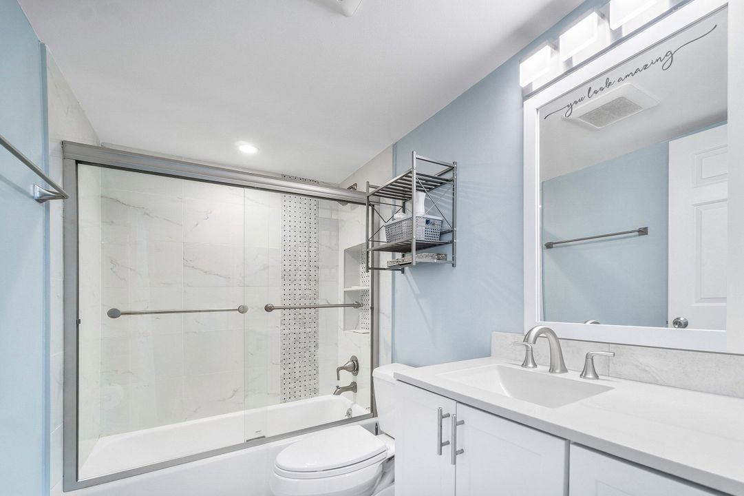 Activo con contrato: $835,000 (3 camas, 3 baños, 2368 Pies cuadrados)