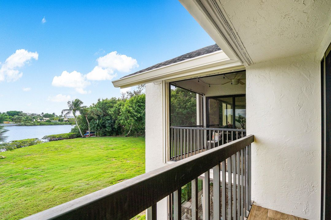 Activo con contrato: $835,000 (3 camas, 3 baños, 2368 Pies cuadrados)