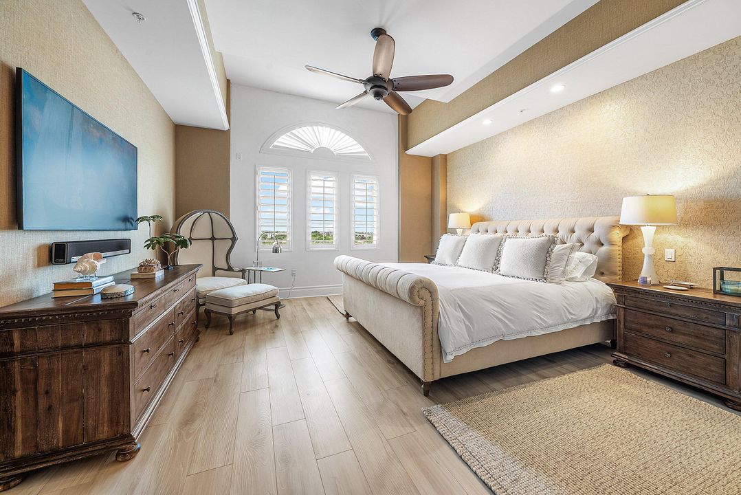 На продажу: $2,100,000 (3 спален, 2 ванн, 2210 Квадратных фут)