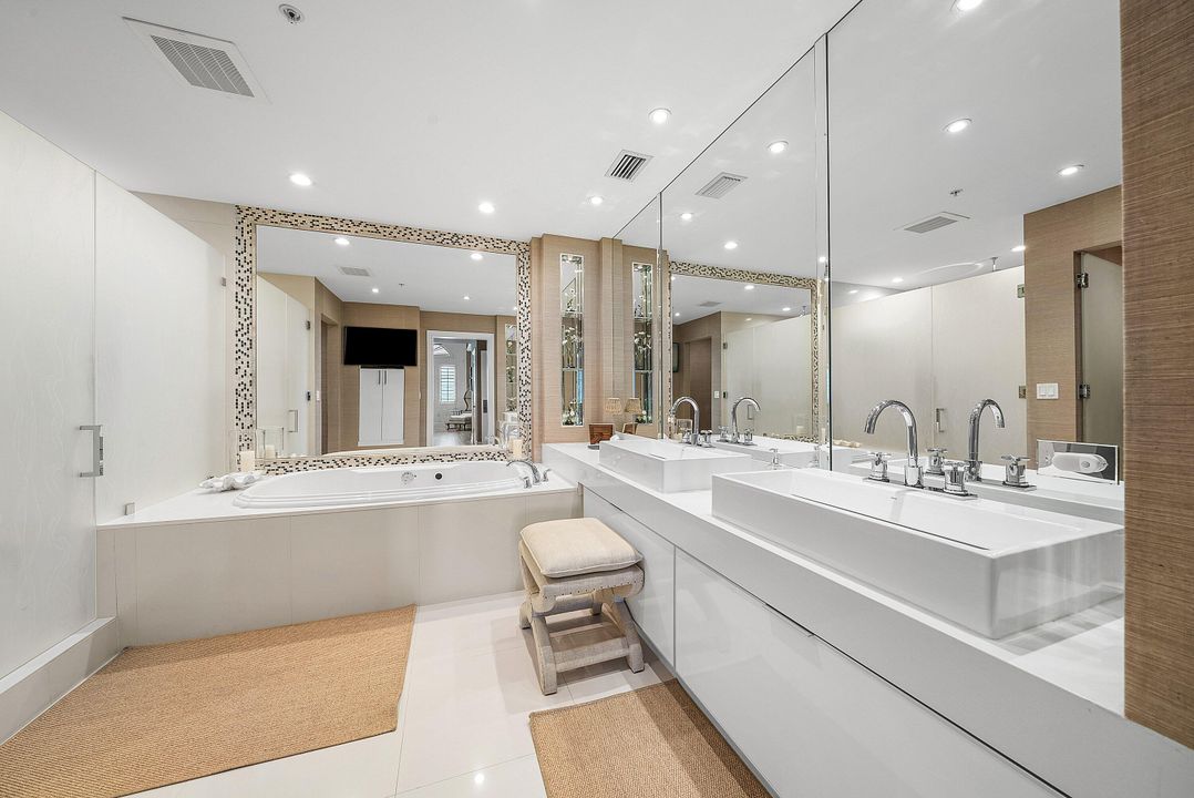 На продажу: $2,100,000 (3 спален, 2 ванн, 2210 Квадратных фут)