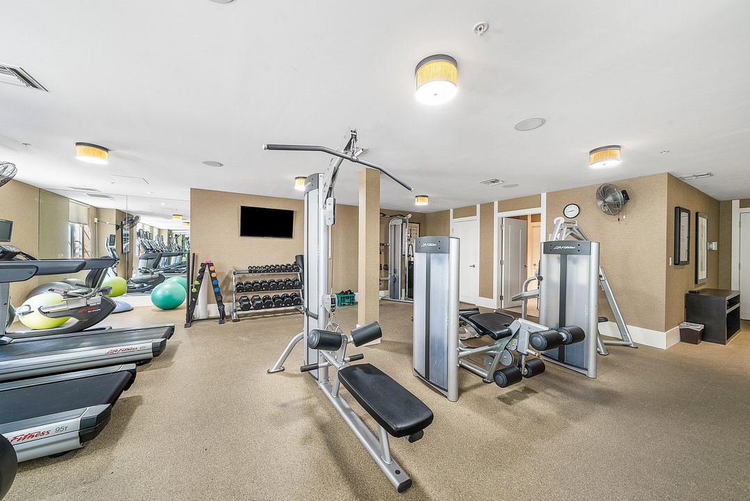 На продажу: $2,100,000 (3 спален, 2 ванн, 2210 Квадратных фут)