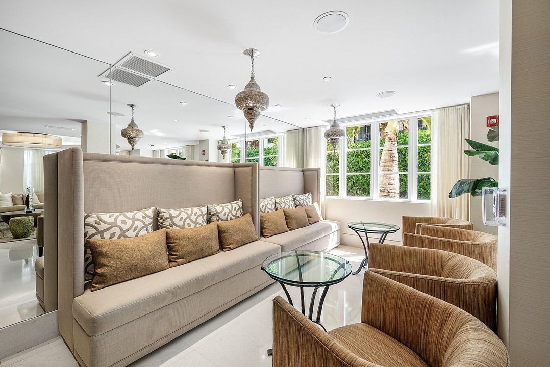 На продажу: $2,100,000 (3 спален, 2 ванн, 2210 Квадратных фут)