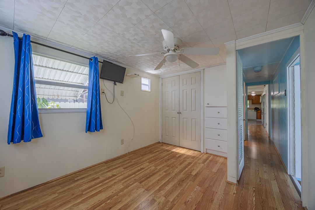 待售: $94,000 (2 贝兹, 2 浴室, 950 平方英尺)