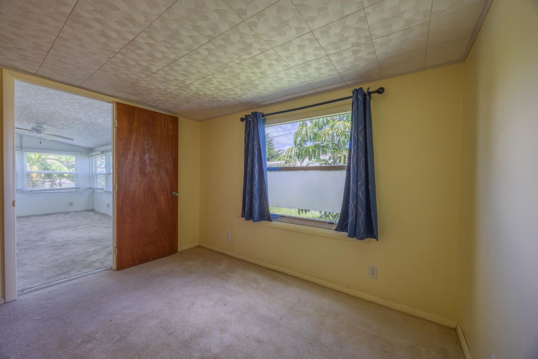 待售: $94,000 (2 贝兹, 2 浴室, 950 平方英尺)