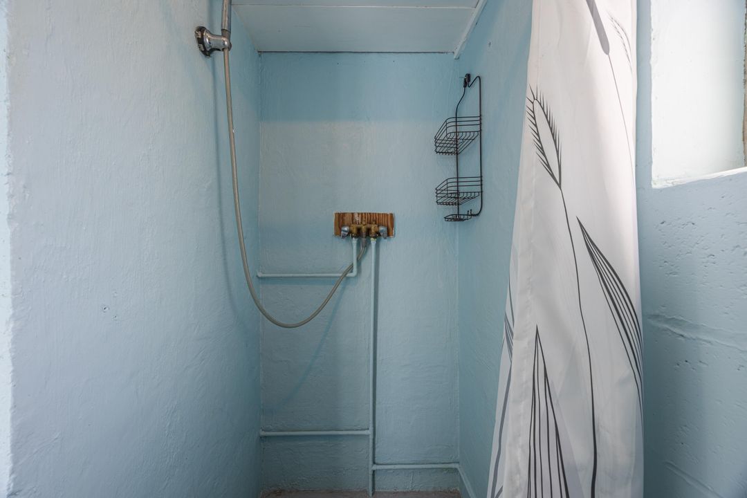 待售: $94,000 (2 贝兹, 2 浴室, 950 平方英尺)