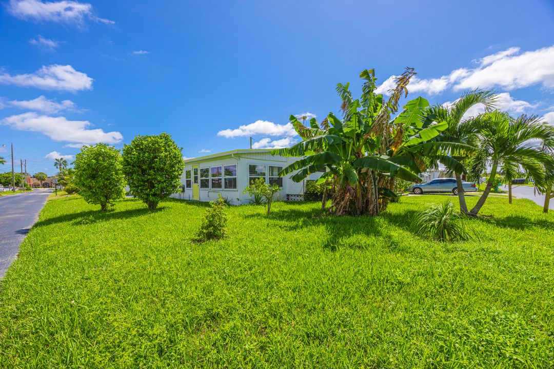 待售: $94,000 (2 贝兹, 2 浴室, 950 平方英尺)