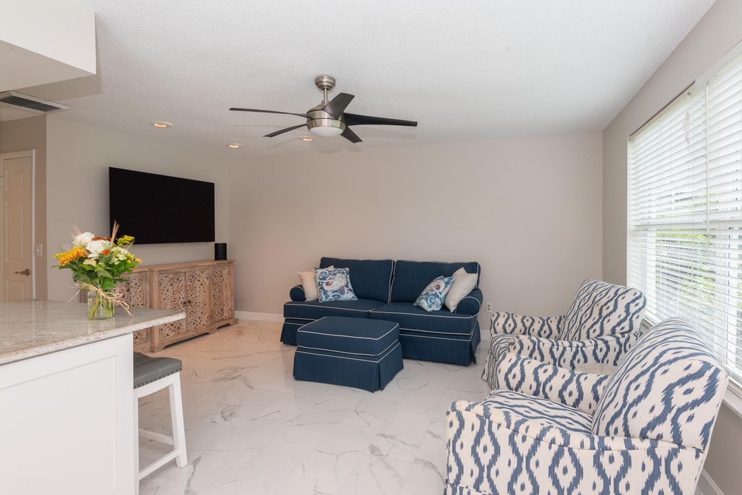 合同活跃: $625,000 (2 贝兹, 2 浴室, 1657 平方英尺)