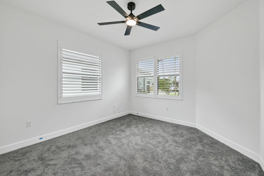 Activo con contrato: $3,400 (3 camas, 2 baños, 2102 Pies cuadrados)