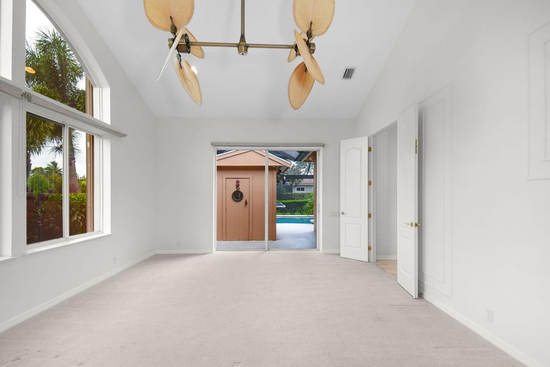 En Venta: $1,490,000 (5 camas, 3 baños, 4089 Pies cuadrados)