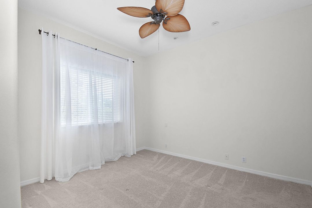 En Venta: $1,490,000 (5 camas, 3 baños, 4089 Pies cuadrados)