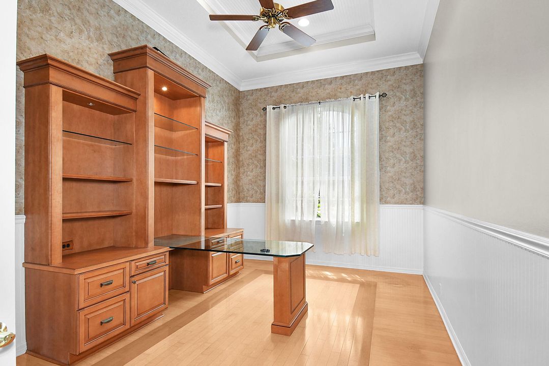 En Venta: $1,490,000 (5 camas, 3 baños, 4089 Pies cuadrados)