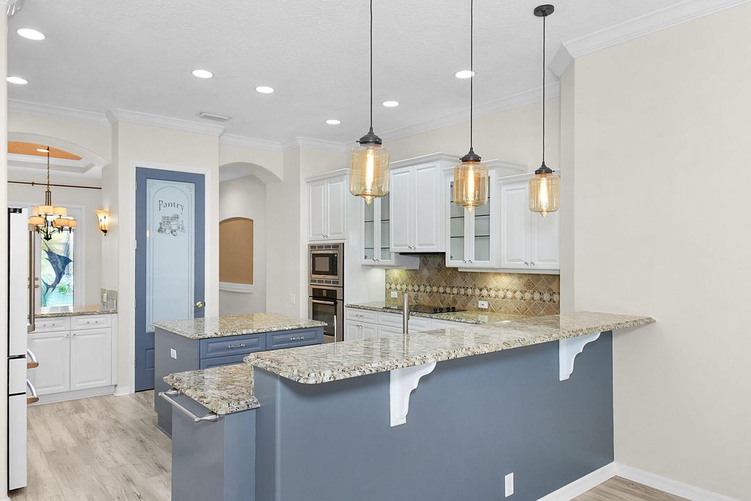 En Venta: $1,490,000 (5 camas, 3 baños, 4089 Pies cuadrados)