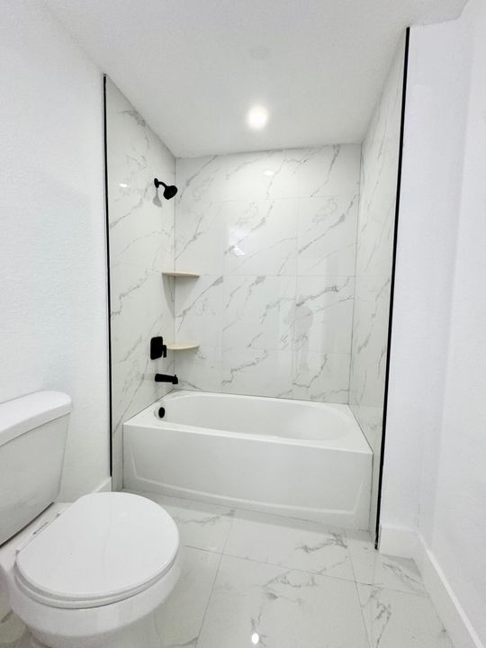 В аренду: $2,000 (3 спален, 2 ванн, 2388 Квадратных фут)