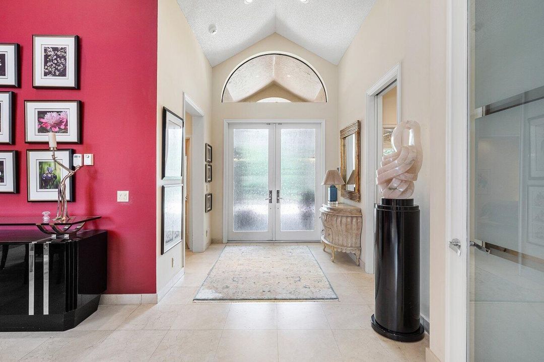 En Venta: $5,099,000 (5 camas, 5 baños, 5265 Pies cuadrados)