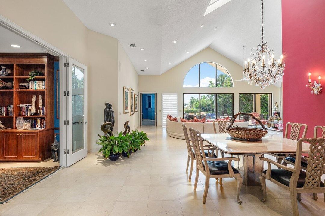 En Venta: $5,099,000 (5 camas, 5 baños, 5265 Pies cuadrados)