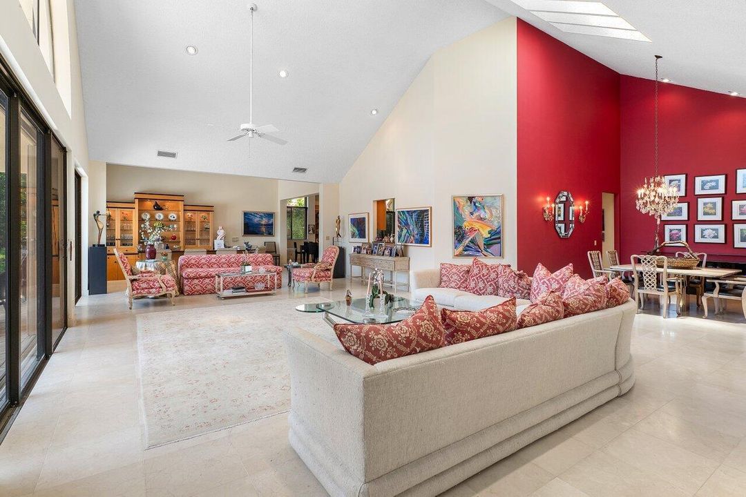 En Venta: $5,099,000 (5 camas, 5 baños, 5265 Pies cuadrados)