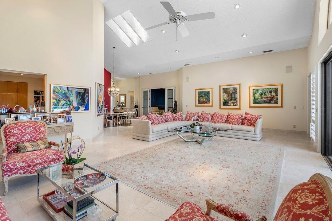 En Venta: $5,099,000 (5 camas, 5 baños, 5265 Pies cuadrados)