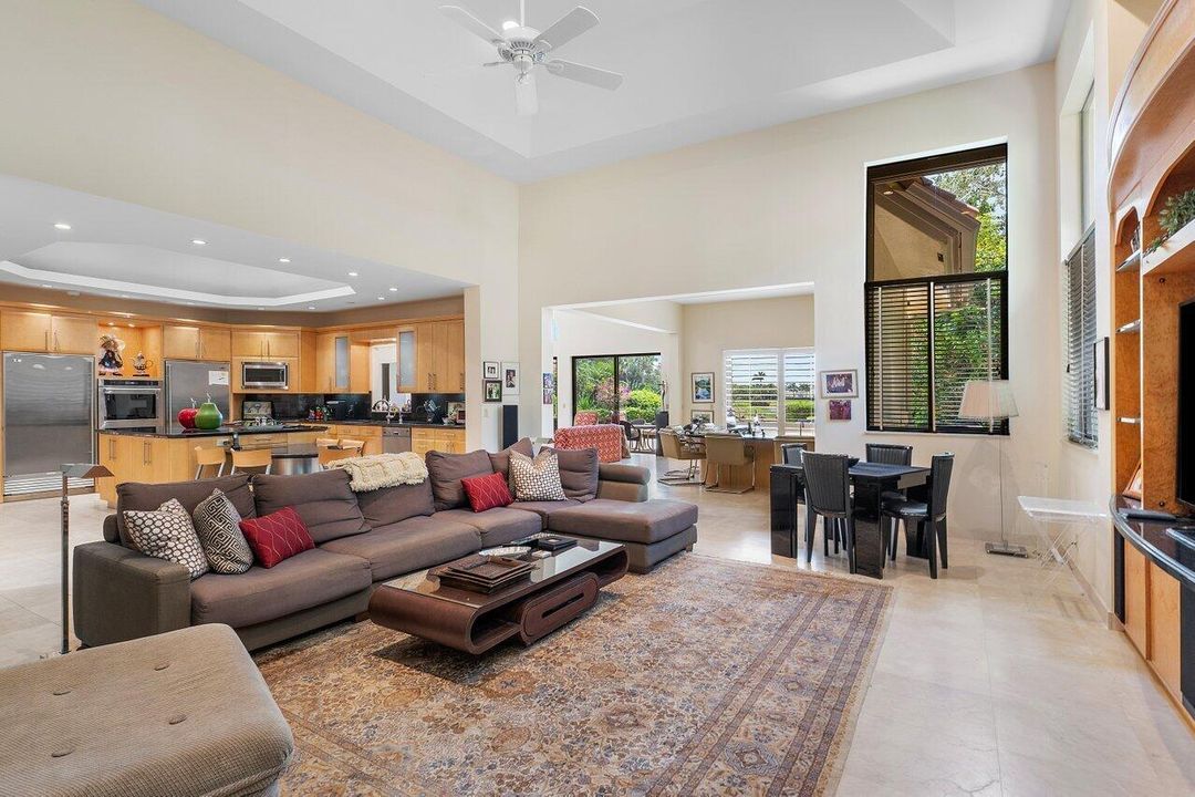 En Venta: $5,099,000 (5 camas, 5 baños, 5265 Pies cuadrados)