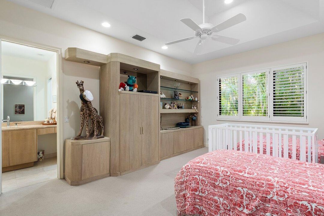 En Venta: $5,099,000 (5 camas, 5 baños, 5265 Pies cuadrados)